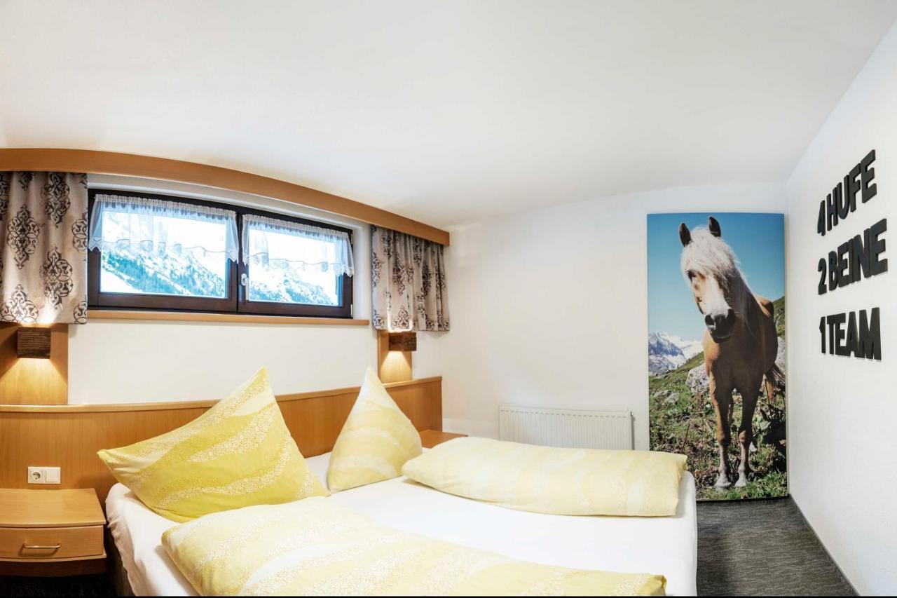 Almhof-Reithof Pitztal Hotel Sankt Leonhard im Pitztal Ngoại thất bức ảnh