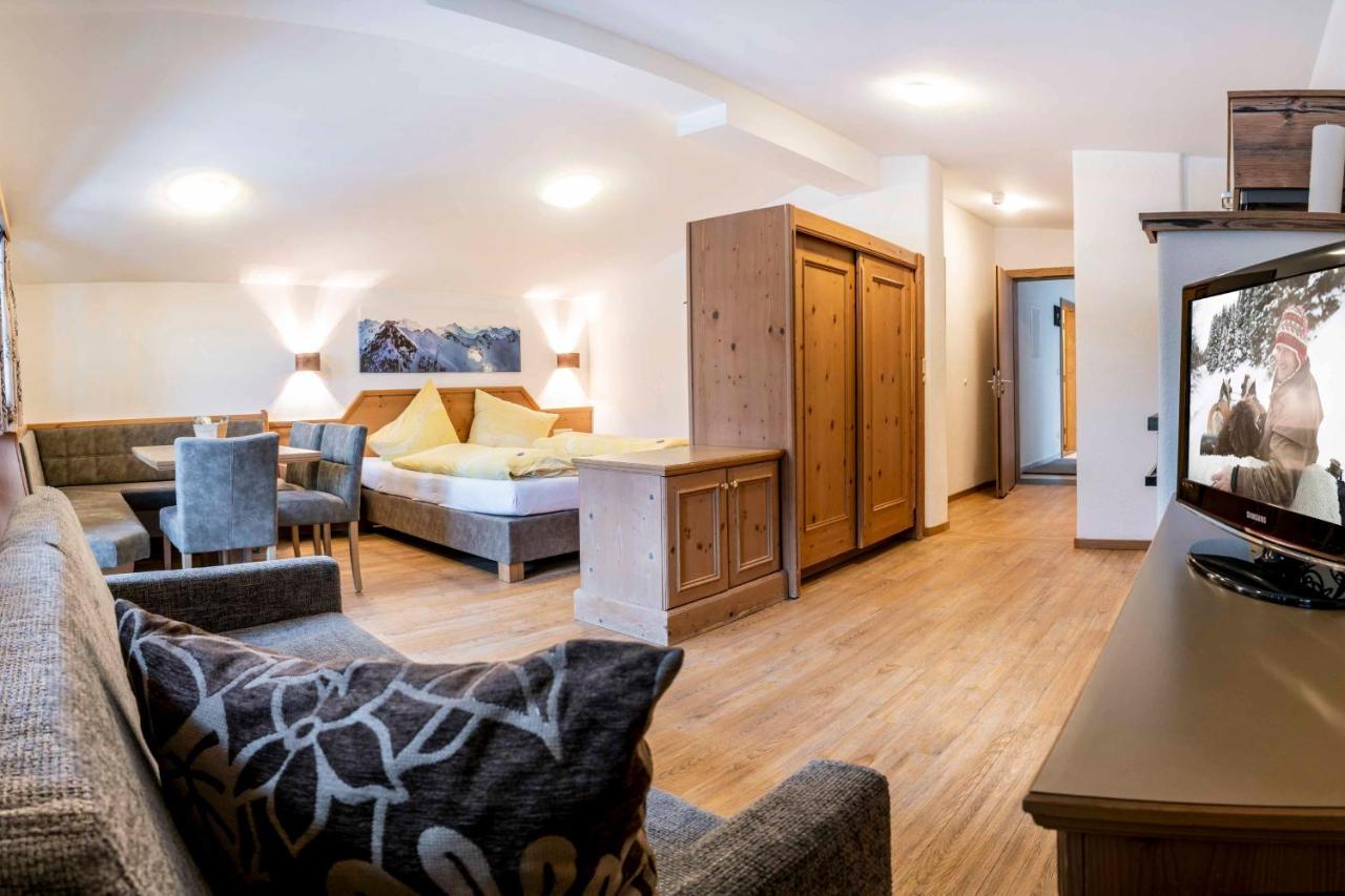 Almhof-Reithof Pitztal Hotel Sankt Leonhard im Pitztal Ngoại thất bức ảnh
