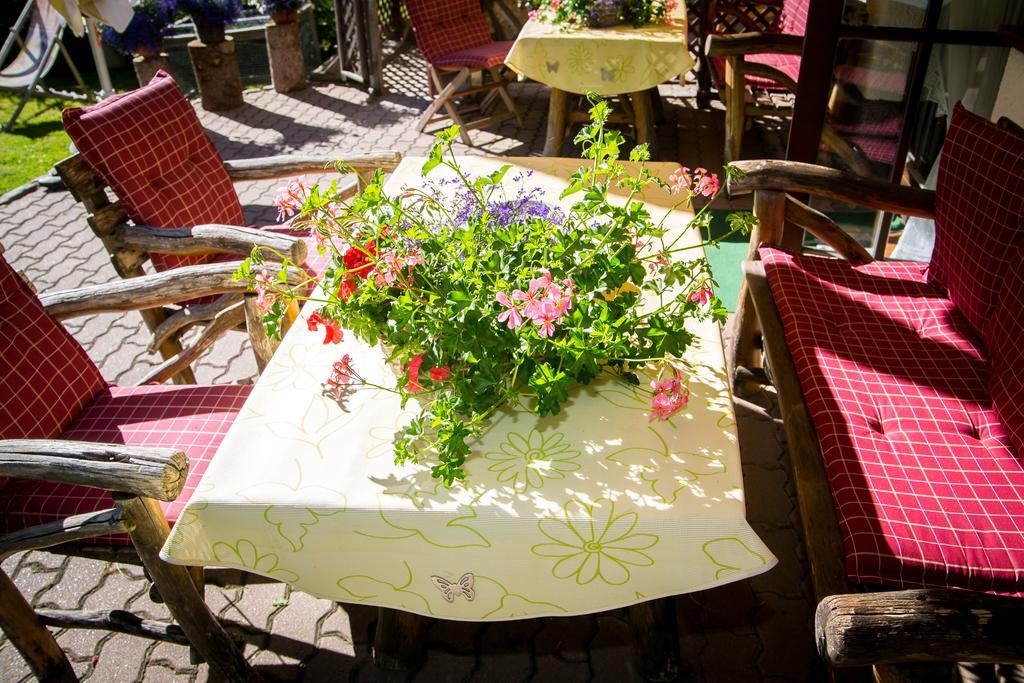 Almhof-Reithof Pitztal Hotel Sankt Leonhard im Pitztal Ngoại thất bức ảnh